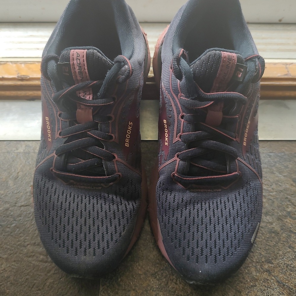Brooks Adrenaline GTS 21 Womens 5.5 Wide Running Shoes Black Rose 1203291D050